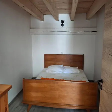 Holiday home Le Nid Du Colibri - 12 Pers Brenoux